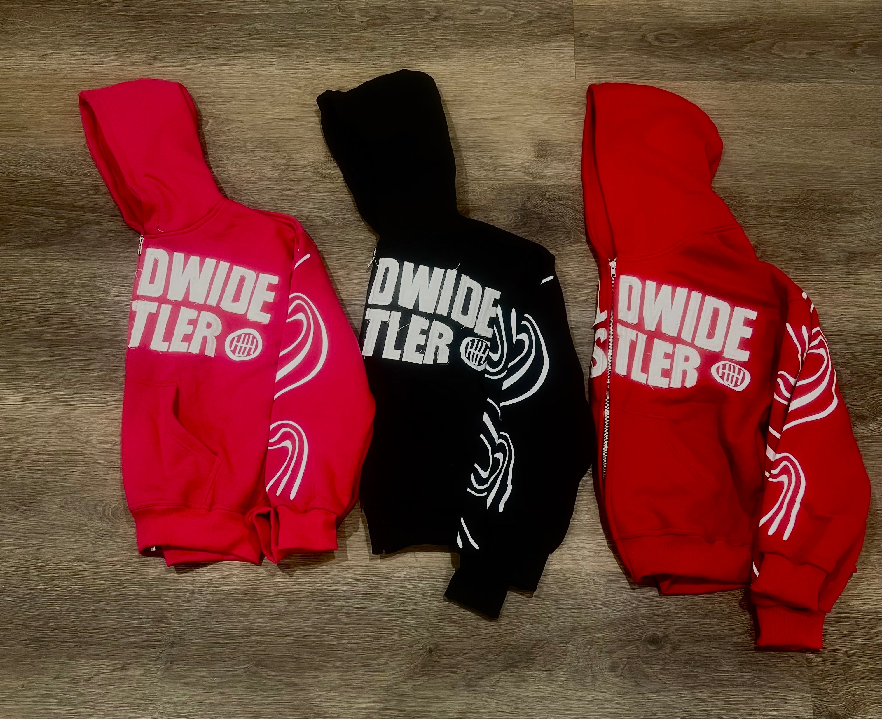 Worldwide Hustler Sweatsuit Set (PRE-ORDER)